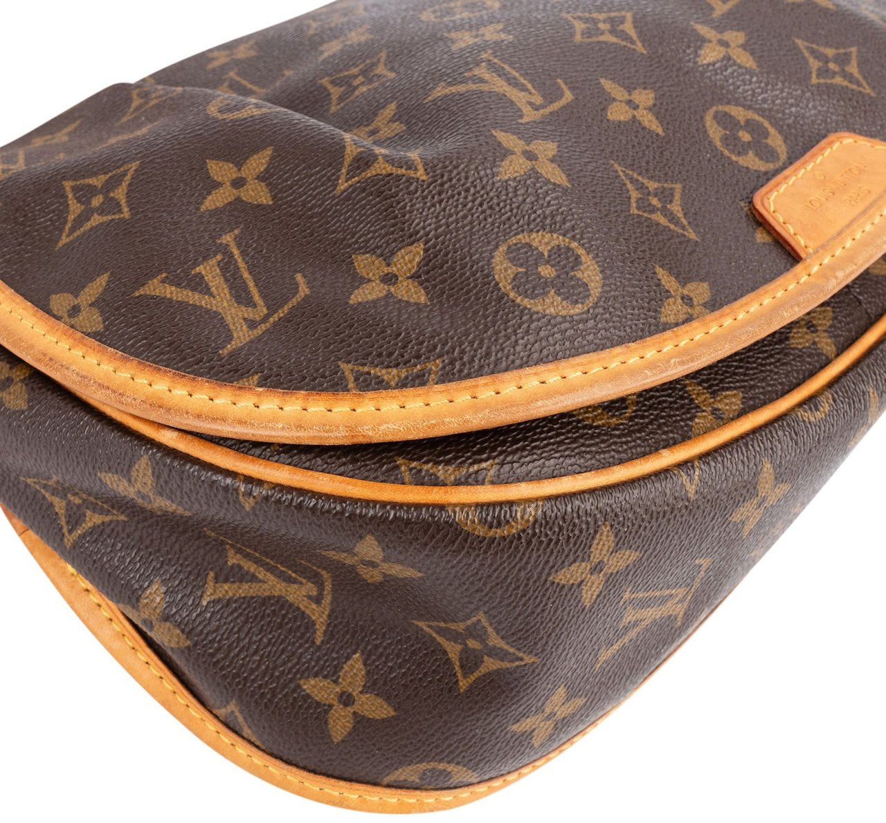 Louis Vuitton Louis Vuitton Monogram Canvas Menilmontant PM Crossbody Bag Bruin