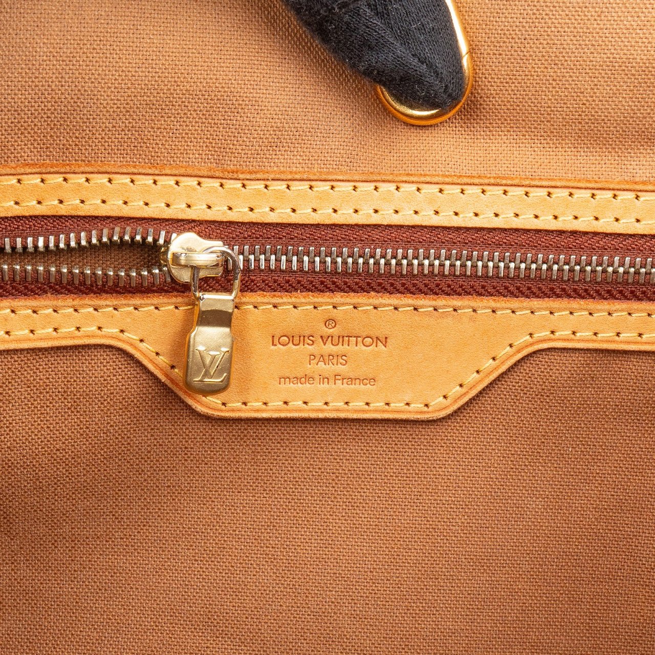 Louis Vuitton Monogram Canvas Batignolles Horizontal Shoulder Bag Bruin