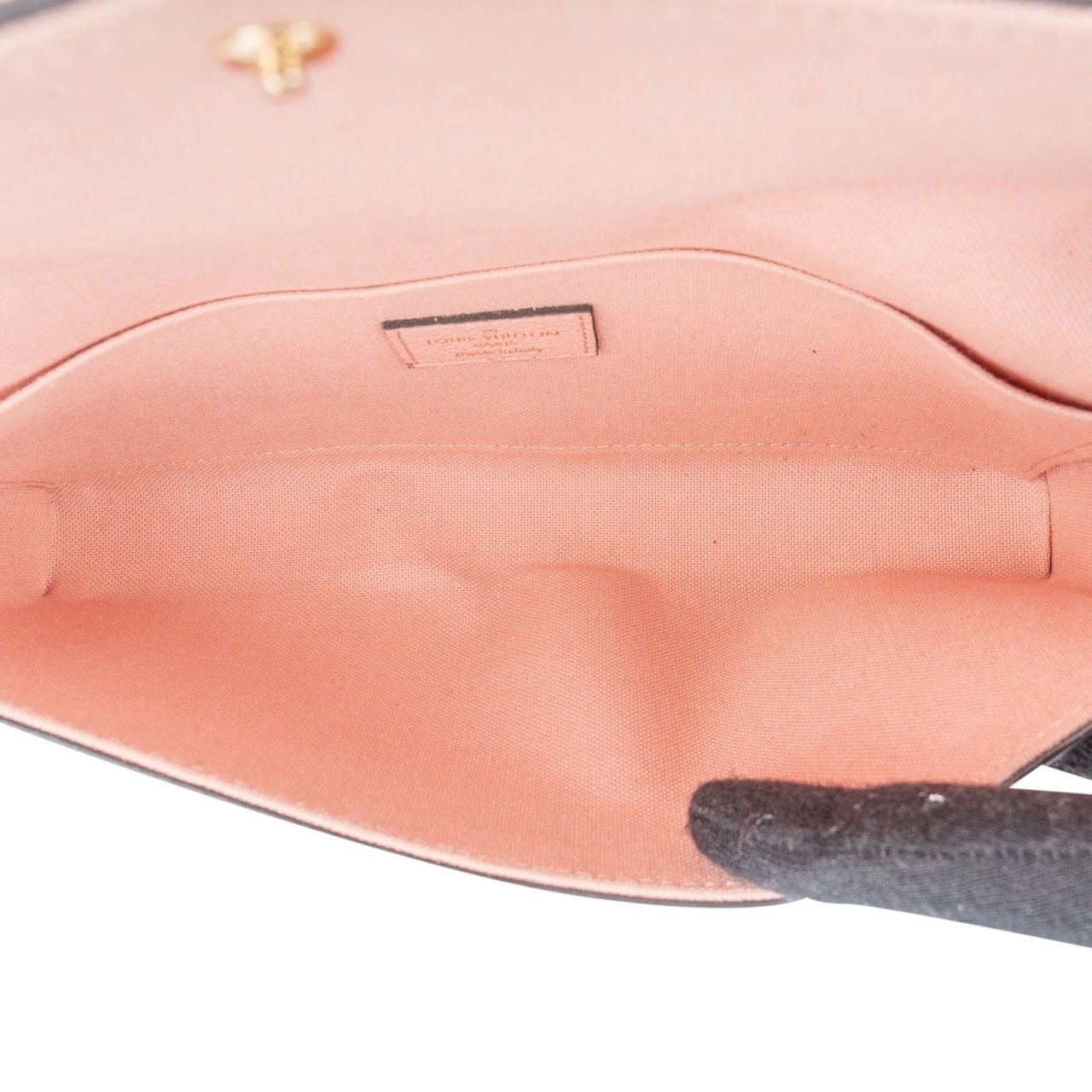 Louis Vuitton Louis Vuitton Monogram Empreinte Leather Félicie Pochette Crossbody Bag Rood