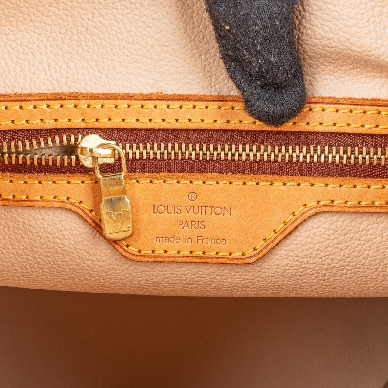 Louis Vuitton Louis Vuitton Monogram Canvas Bucket PM Shoulder Bag Bruin