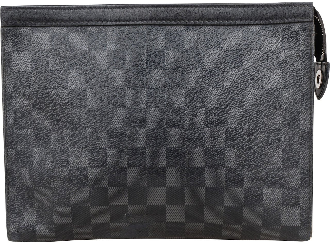 Louis Vuitton Louis Vuitton Monogram Damier Graphite Pochette Voyage MM Clutch Zwart