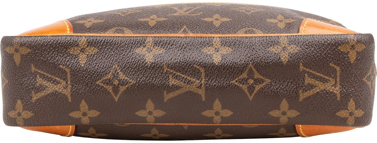 Louis Vuitton Louis Vuitton Monogram Canvas Trocadero 23 Crossbody Bag Bruin