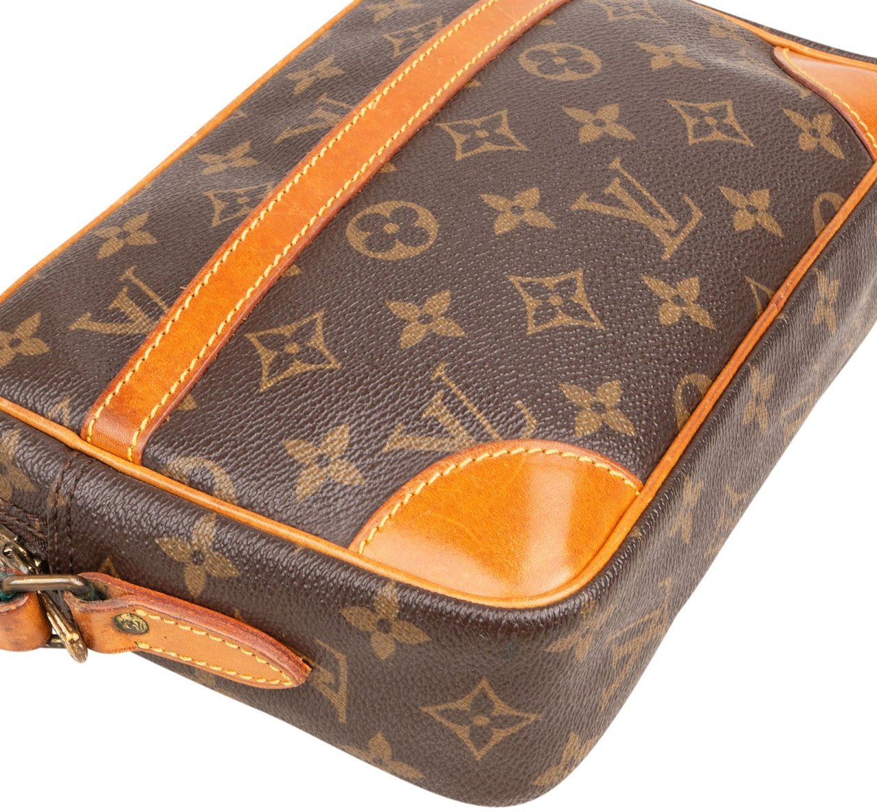 Louis Vuitton Louis Vuitton Monogram Canvas Trocadero 23 Crossbody Bag Bruin