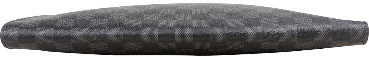 Louis Vuitton Louis Vuitton Monogram Damier Graphite Pochette Voyage MM Clutch Zwart