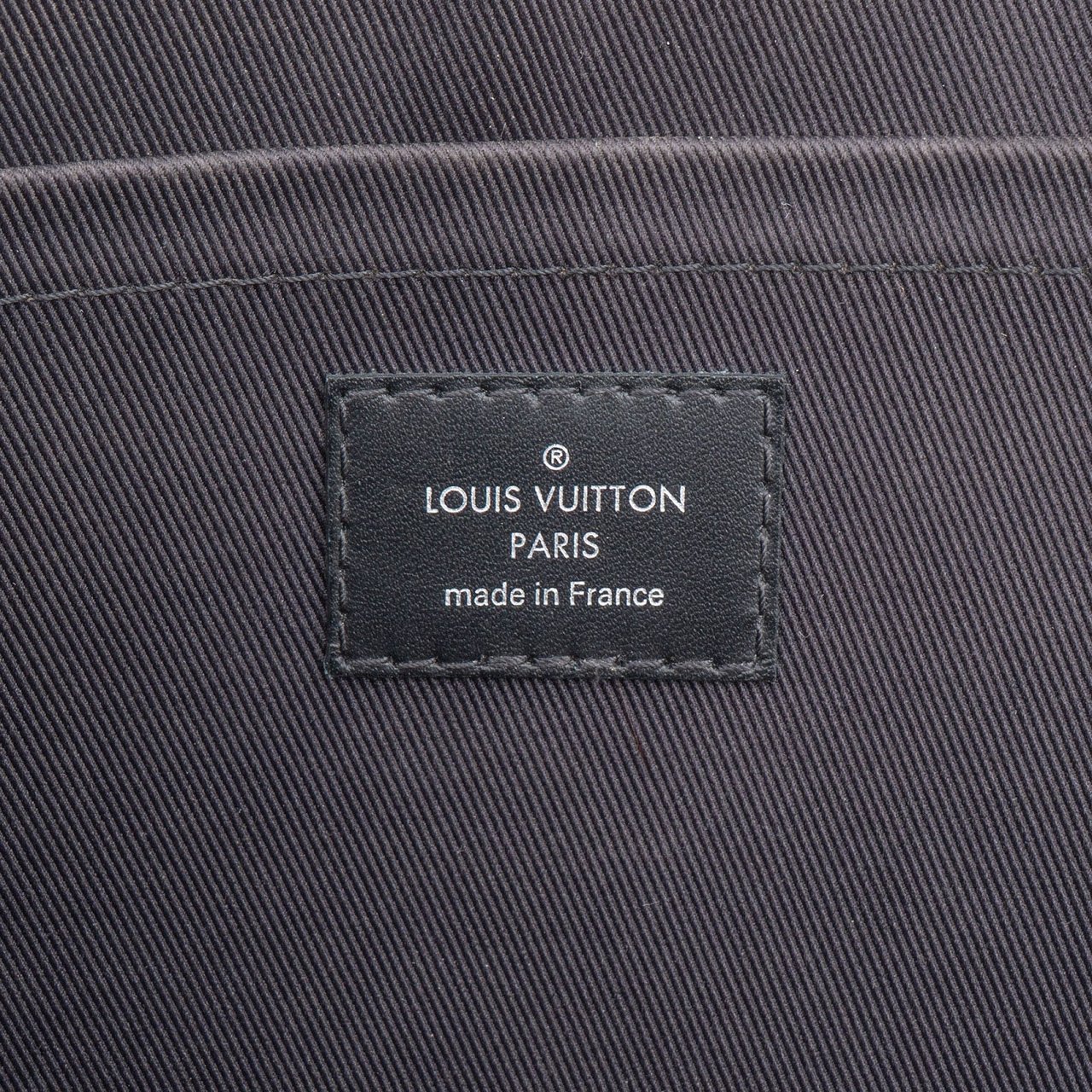 Louis Vuitton Louis Vuitton Monogram Damier Graphite Pochette Voyage MM Clutch Zwart
