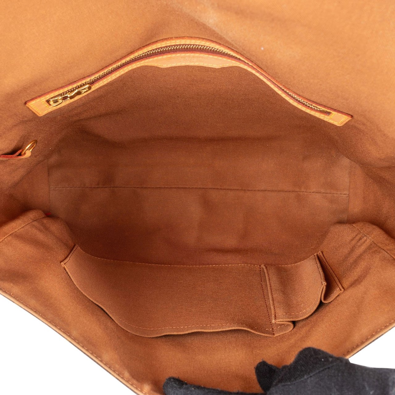 Louis Vuitton Louis Vuitton Monogram Canvas Abbesses Messenger Crossbody Bag Bruin