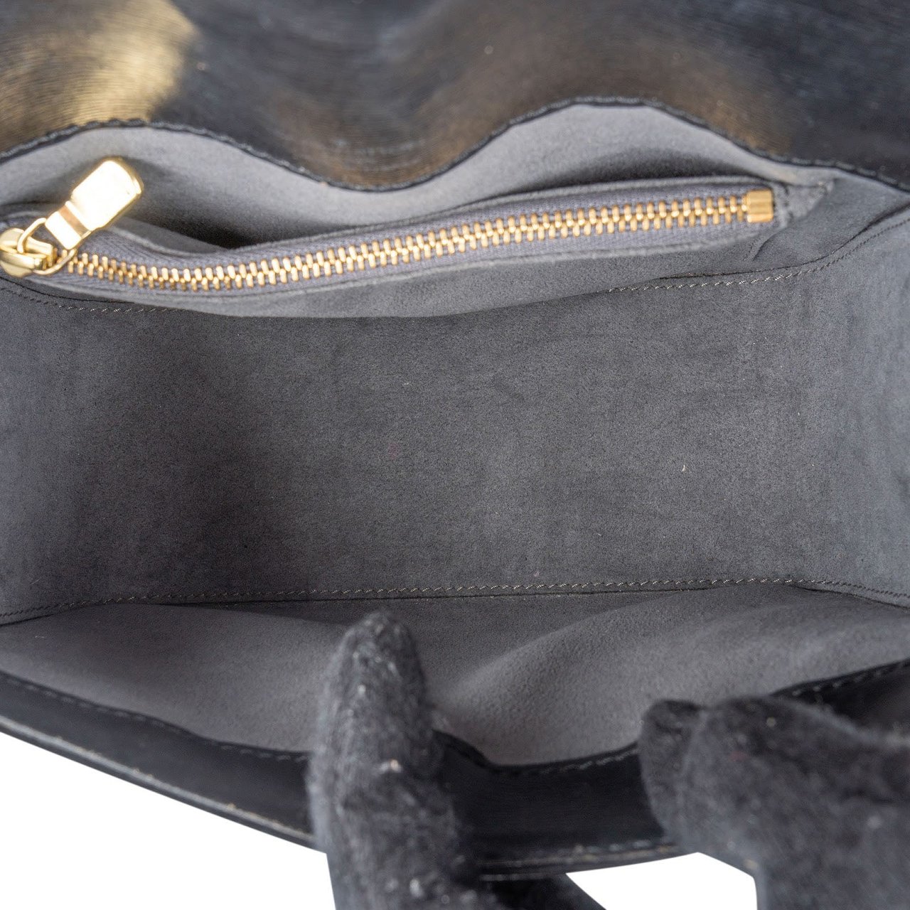 Louis Vuitton Louis Vuitton Noir Epi Leather Buci Shoulder Bag Zwart