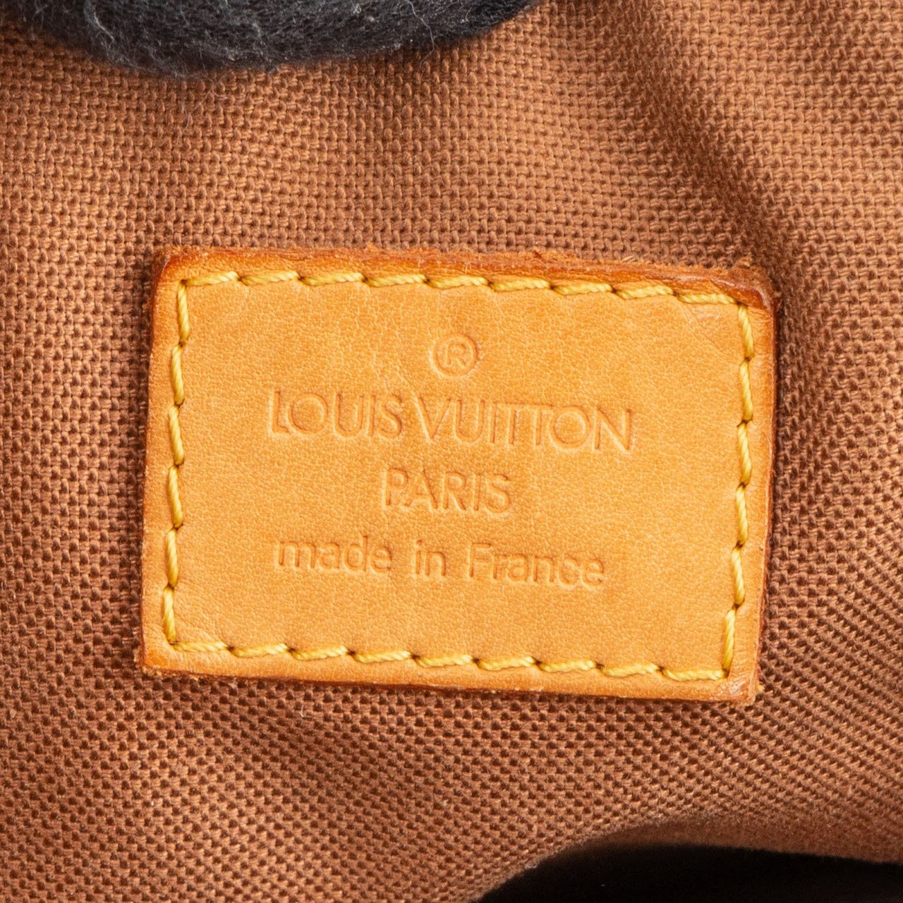 Louis Vuitton Louis Vuitton Monogram Canvas Batignolles Vertical Handbag Bruin