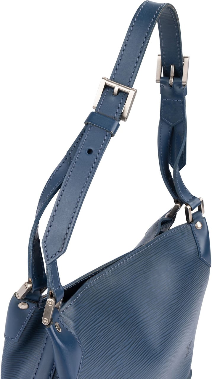 Louis Vuitton Louis Vuitton Blue Epi Leather Mandara PM Shoulder Bag Blauw