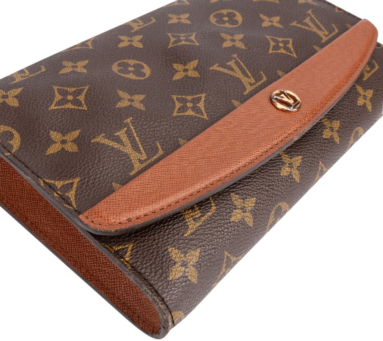 Louis Vuitton Louis Vuitton Monogram Canvas Pochette Bordeaux Crossbody Bag Bruin