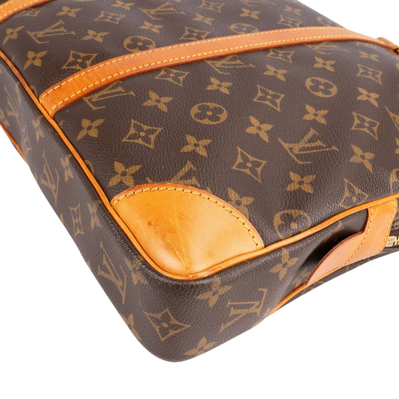 Louis Vuitton Louis Vuitton Monogram Canvas Porte-Documents Voyage Handbag Bruin
