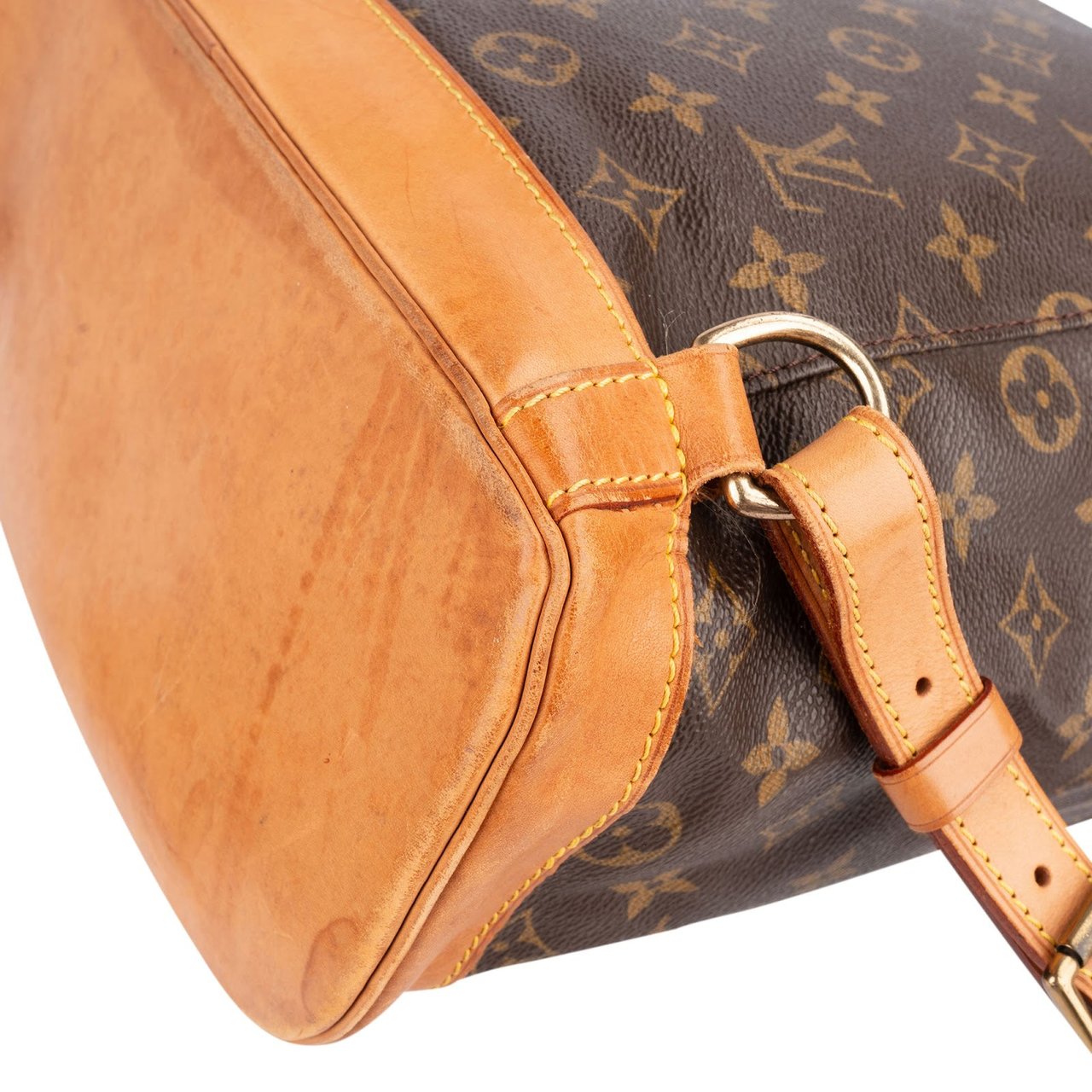 Louis Vuitton Louis Vuitton Monogram Canvas Montsouris GM Backpack Bruin