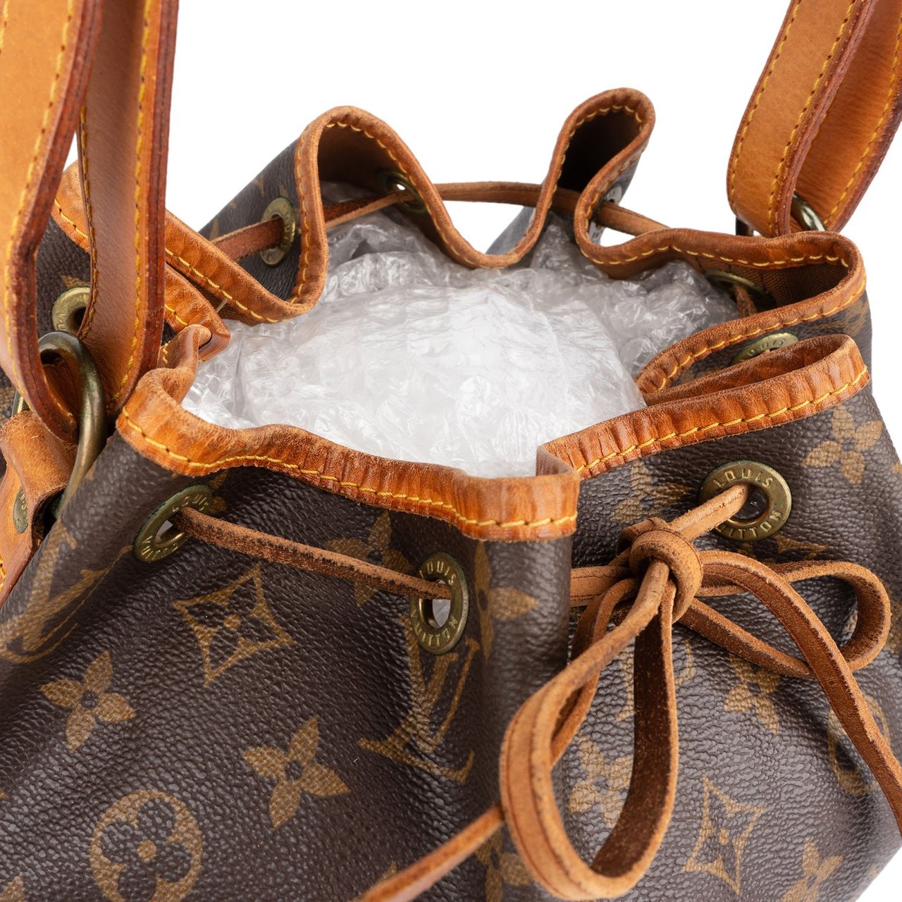 Louis Vuitton Monogram Canvas Sac Noé Petit Shoulder Bag Bruin