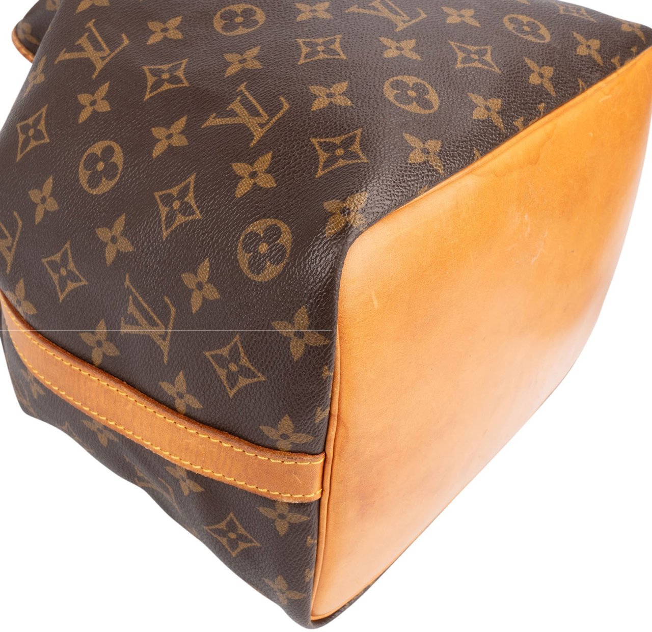 Louis Vuitton Monogram Canvas Sac Noé Petit Shoulder Bag Bruin