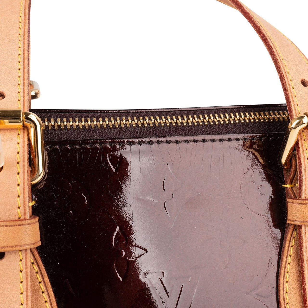 Louis Vuitton Amarante Monogram Vernis Rosewood Avenue Shoulder Bag Divers