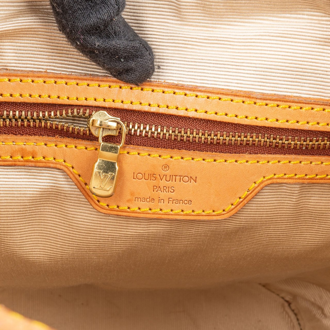 Louis Vuitton Louis Vuitton Monogram Canvas Bucket PM Shoulder Bag Bruin