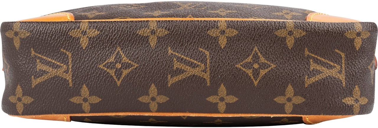 Louis Vuitton Louis Vuitton Monogram Canvas Trocadero 23 Crossbody Bag Bruin