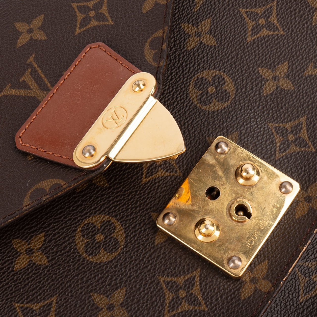 Louis Vuitton Louis Vuitton Monogram Canvas Monceau Handbag Bruin