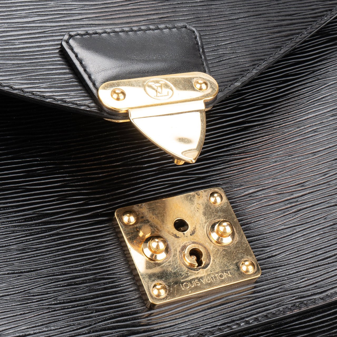 Louis Vuitton Louis Vuitton Noir Epi Leather Monceau Handbag Divers