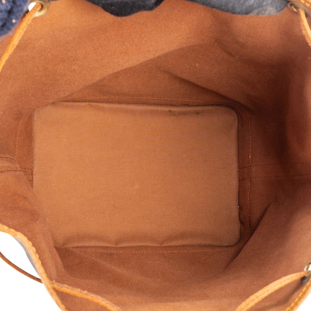 Louis Vuitton Louis Vuitton Monogram Canvas Sac Noé Grande Shoulder Bag Bruin