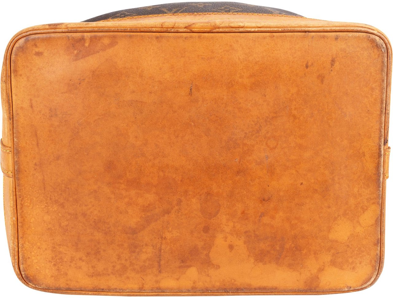 Louis Vuitton Louis Vuitton Monogram Canvas Sac Noé Grande Shoulder Bag Bruin