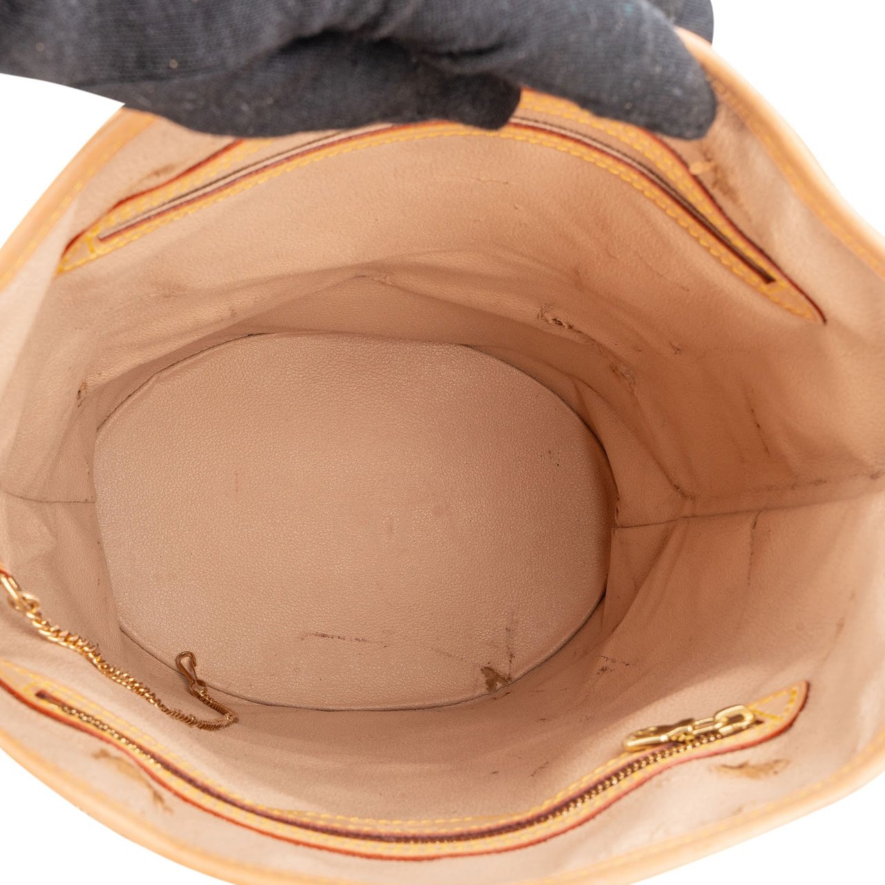 Louis Vuitton Louis Vuitton Monogram Canvas Bucket GM Shoulder Bag Bruin