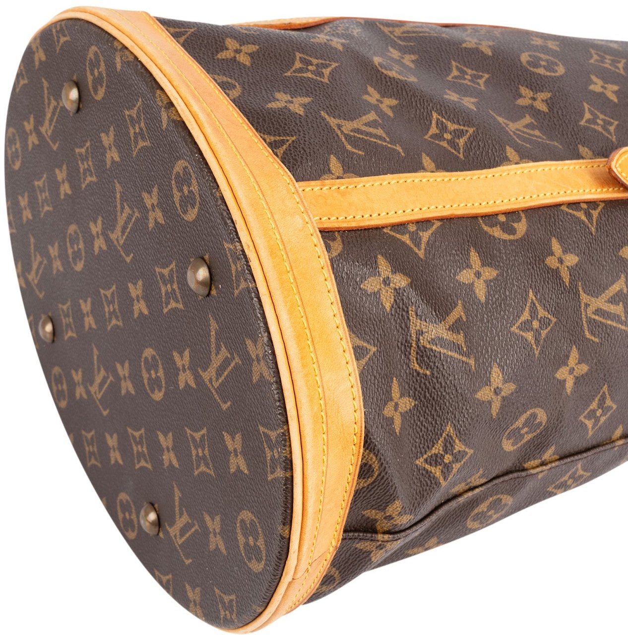 Louis Vuitton Louis Vuitton Monogram Canvas Bucket GM Shoulder Bag Bruin