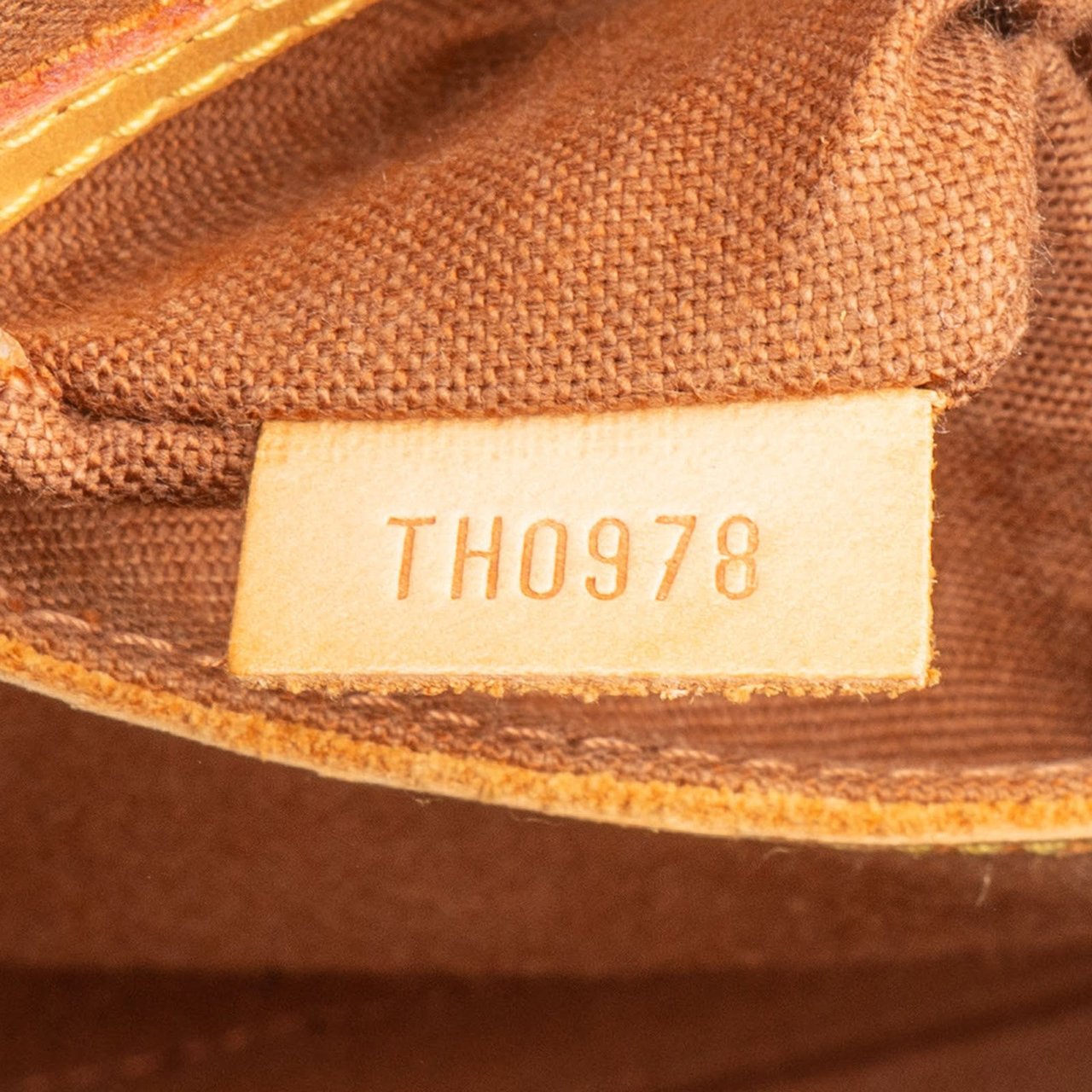 Louis Vuitton Louis Vuitton Monogram Canvas Alma PM Handbag Bruin