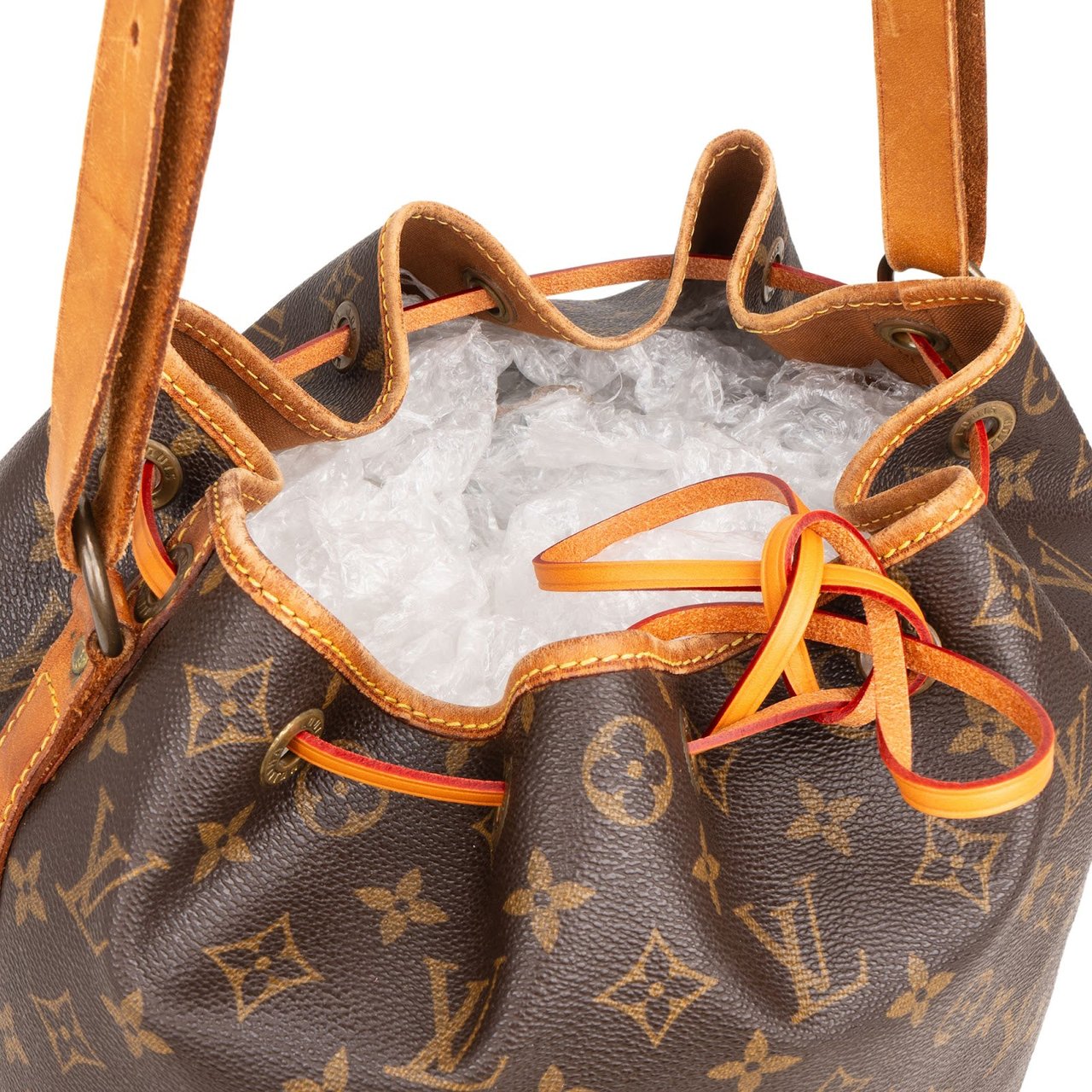 Louis Vuitton Louis Vuitton Monogram Canvas Sac Noé Grande Shoulder Bag Bruin