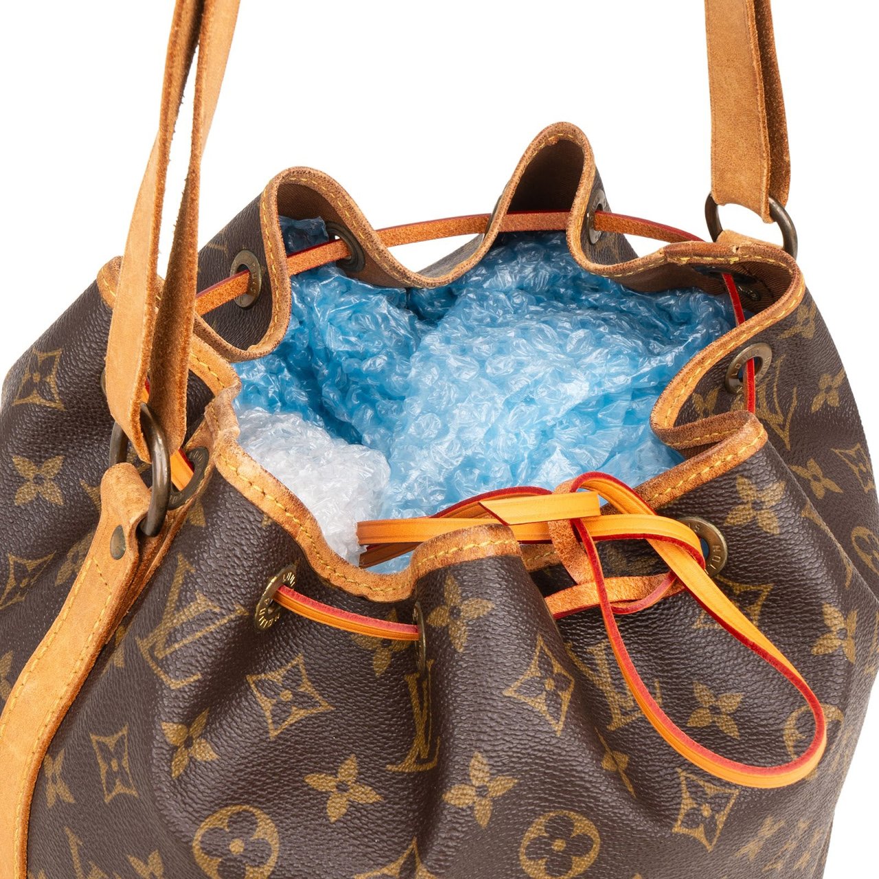 Louis Vuitton Louis Vuitton Monogram Canvas Sac Noé Petit Shoulder Bag Bruin