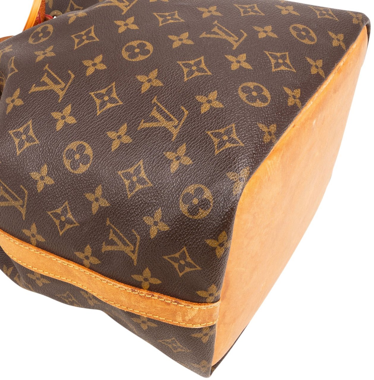 Louis Vuitton Louis Vuitton Monogram Canvas Sac Noé Petit Shoulder Bag Bruin