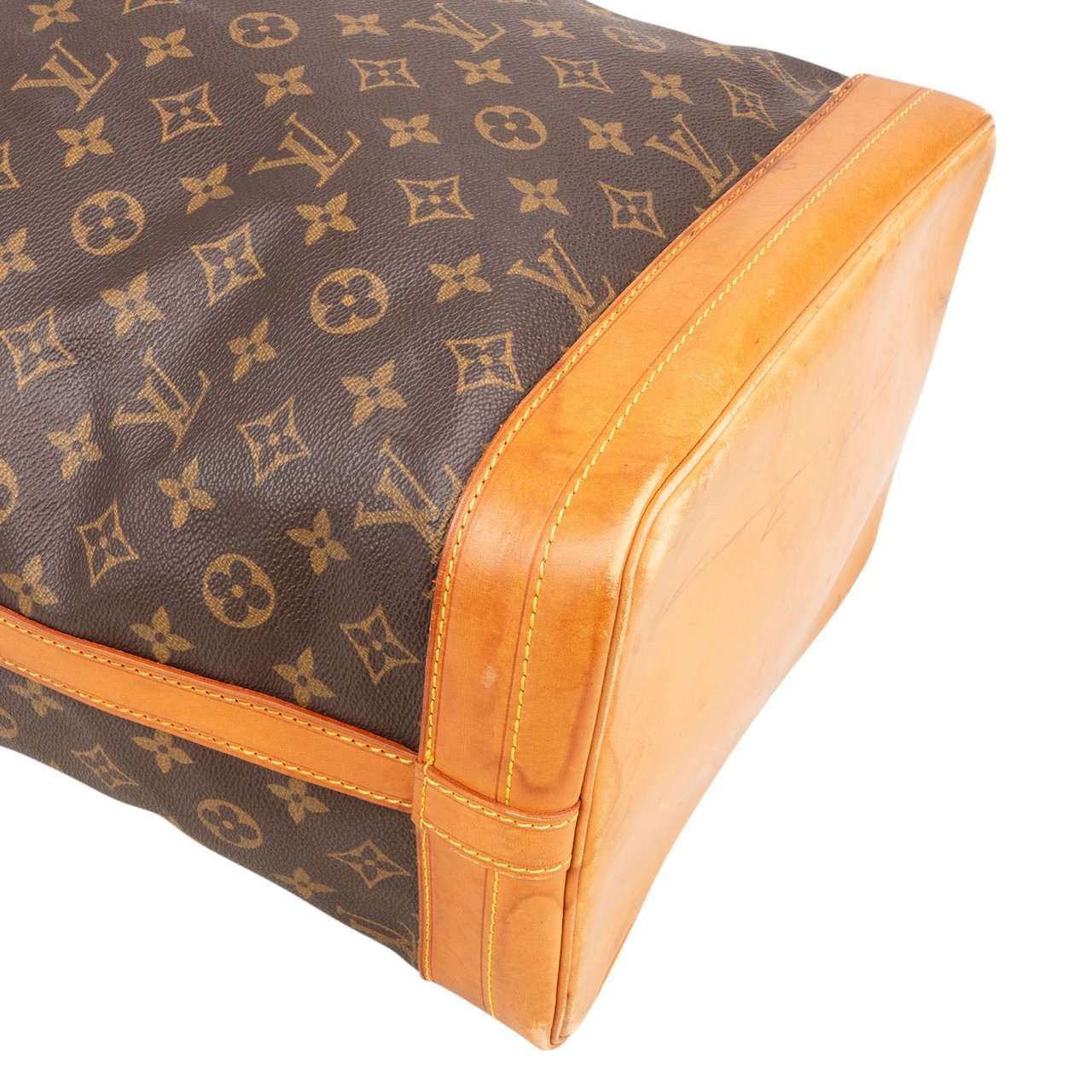 Louis Vuitton Louis Vuitton Monogram Canvas Sac Noé Grande Shoulder Bag Bruin