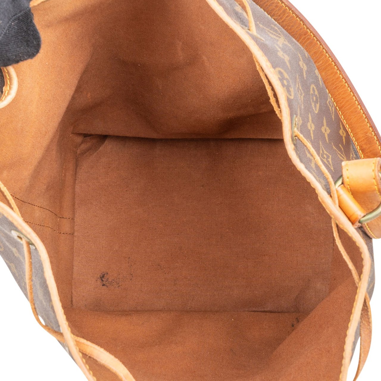 Louis Vuitton Louis Vuitton Monogram Canvas Sac Noé Grande Shoulder Bag Bruin