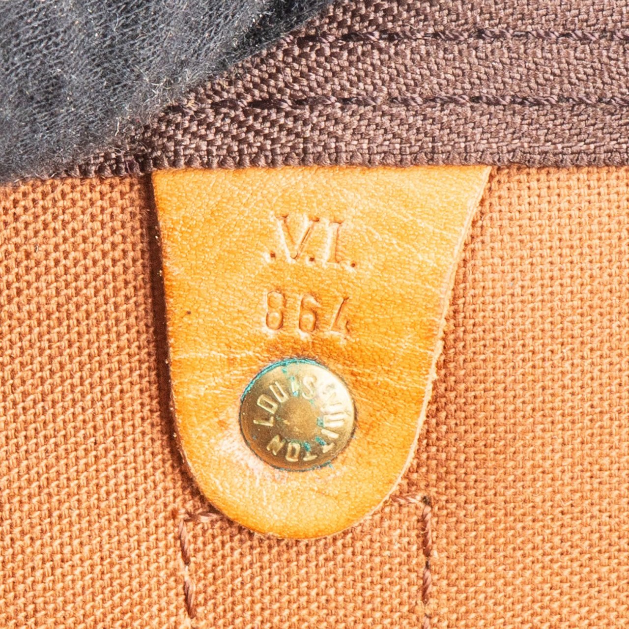 Louis Vuitton Louis Vuitton Monogram Canvas Keepall 55 Travel Bag Bruin