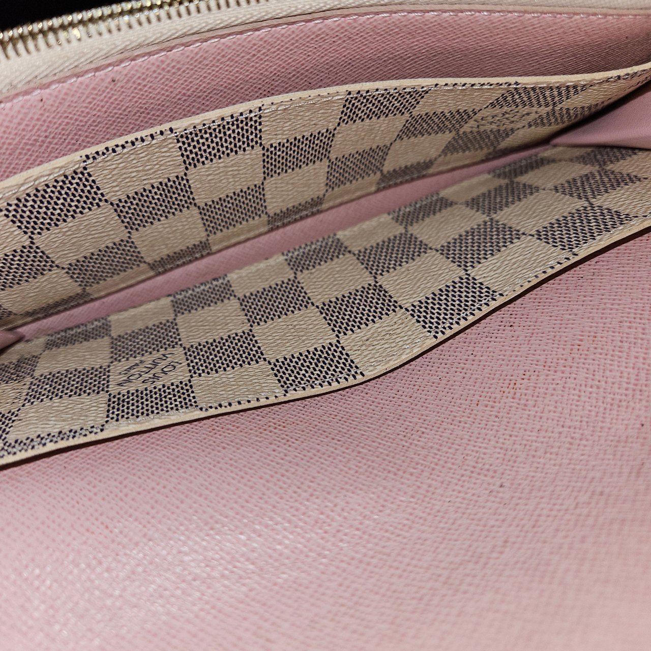 Louis Vuitton Louis Vuitton Monogram Damier Azur Emilie Sarah Wallet Wit