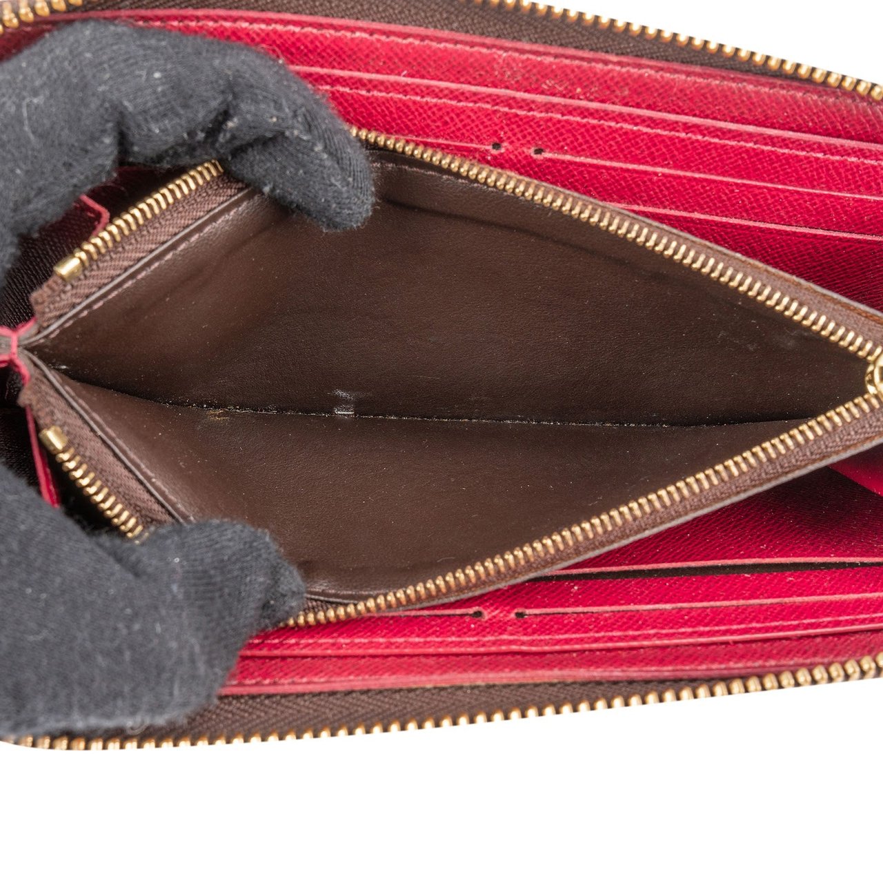 Louis Vuitton Louis Vuitton Monogram Canvas Clemence Zippy Wallet Bruin