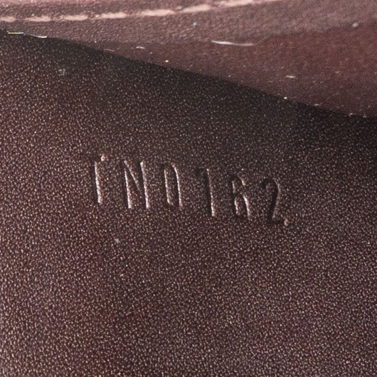 Louis Vuitton Monogram Vernis Sarah Wallet Bruin
