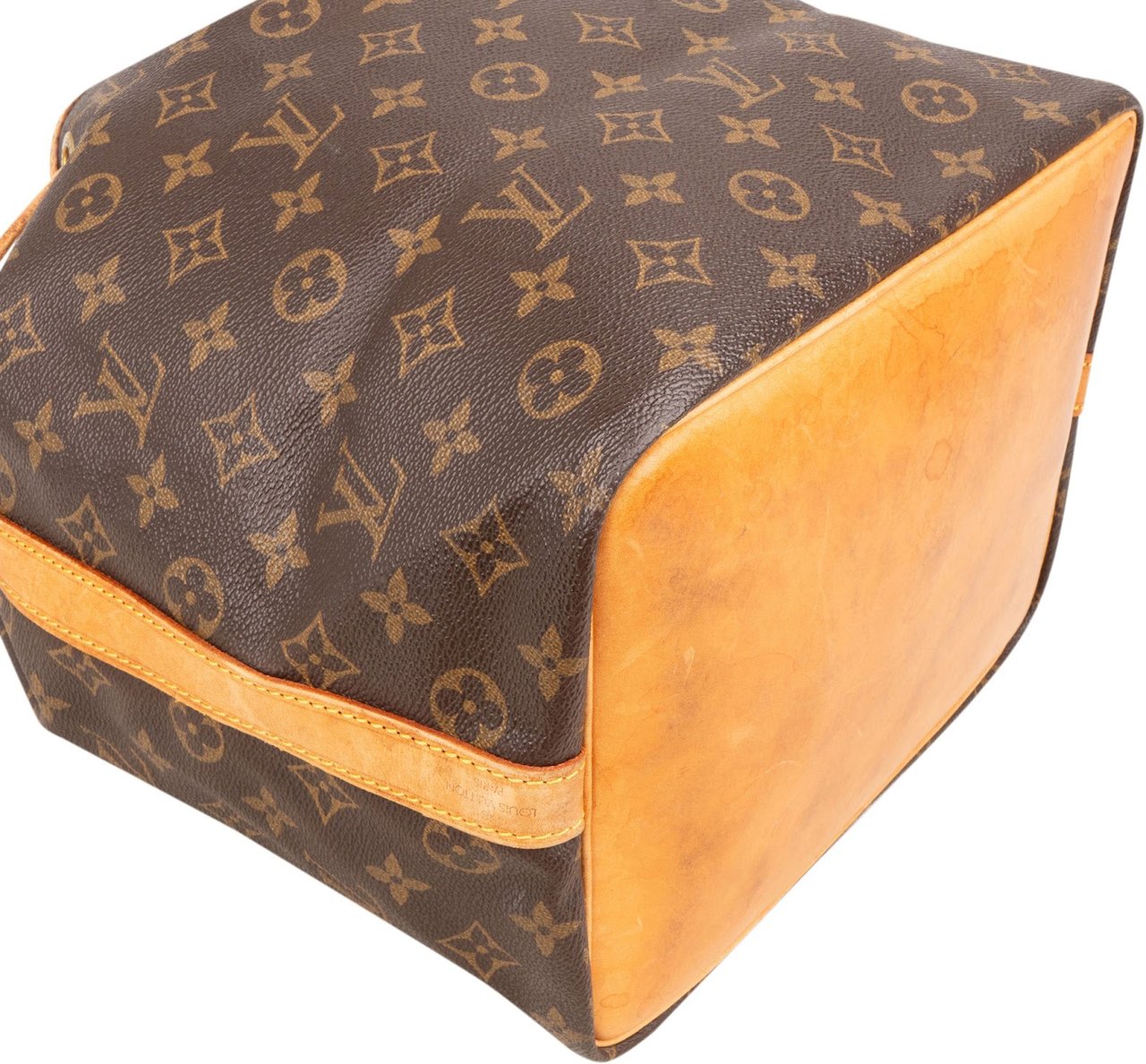 Louis Vuitton Louis Vuitton Monogram Canvas Sac Noé Petit Shoulder Bag Bruin