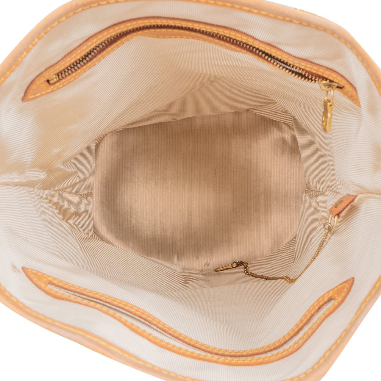 Louis Vuitton Louis Vuitton Monogram Canvas Bucket GM Shoulder Bag Bruin