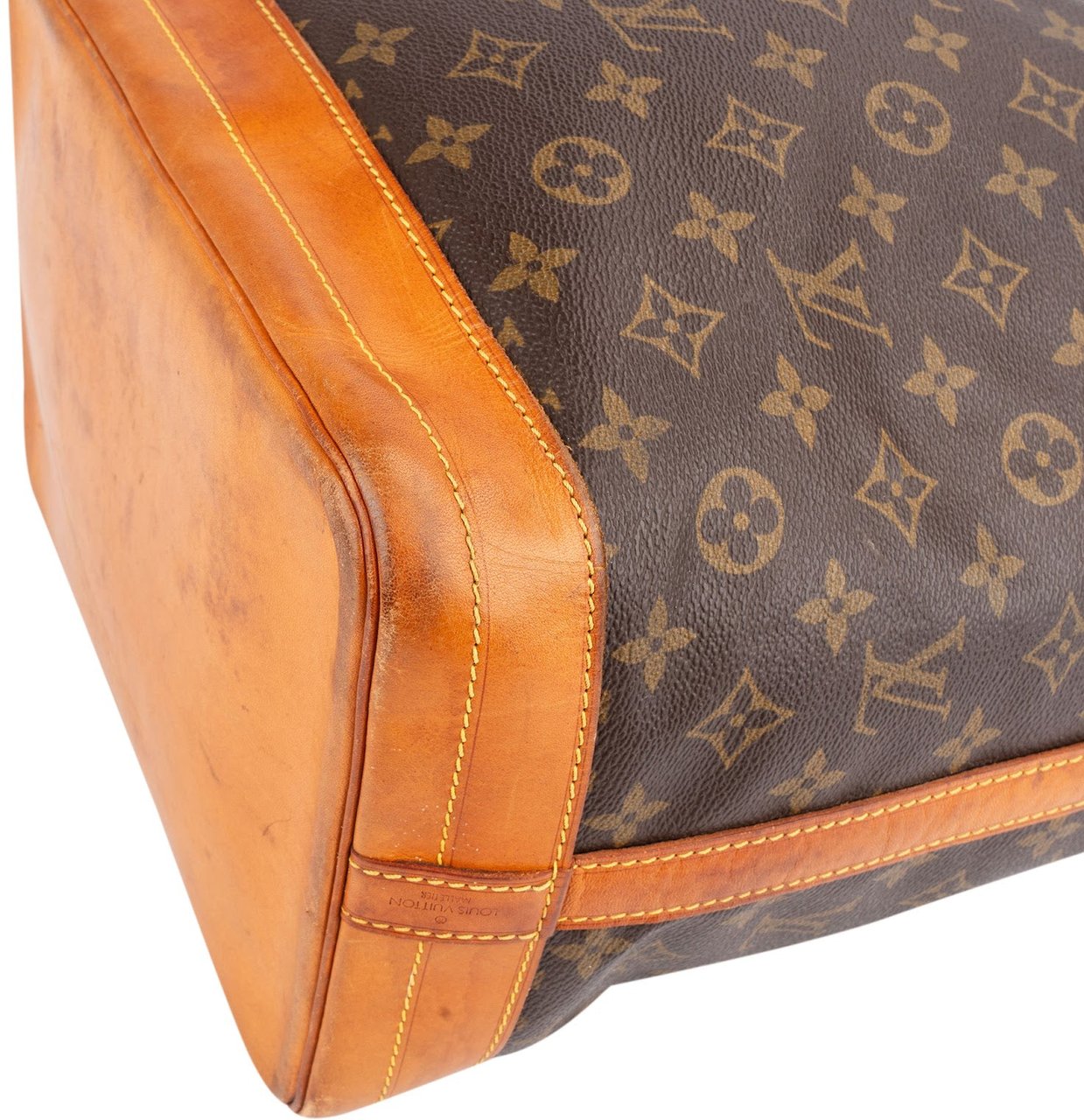 Louis Vuitton Louis Vuitton Monogram Canvas Sac Noé Grande Shoulder Bag Bruin
