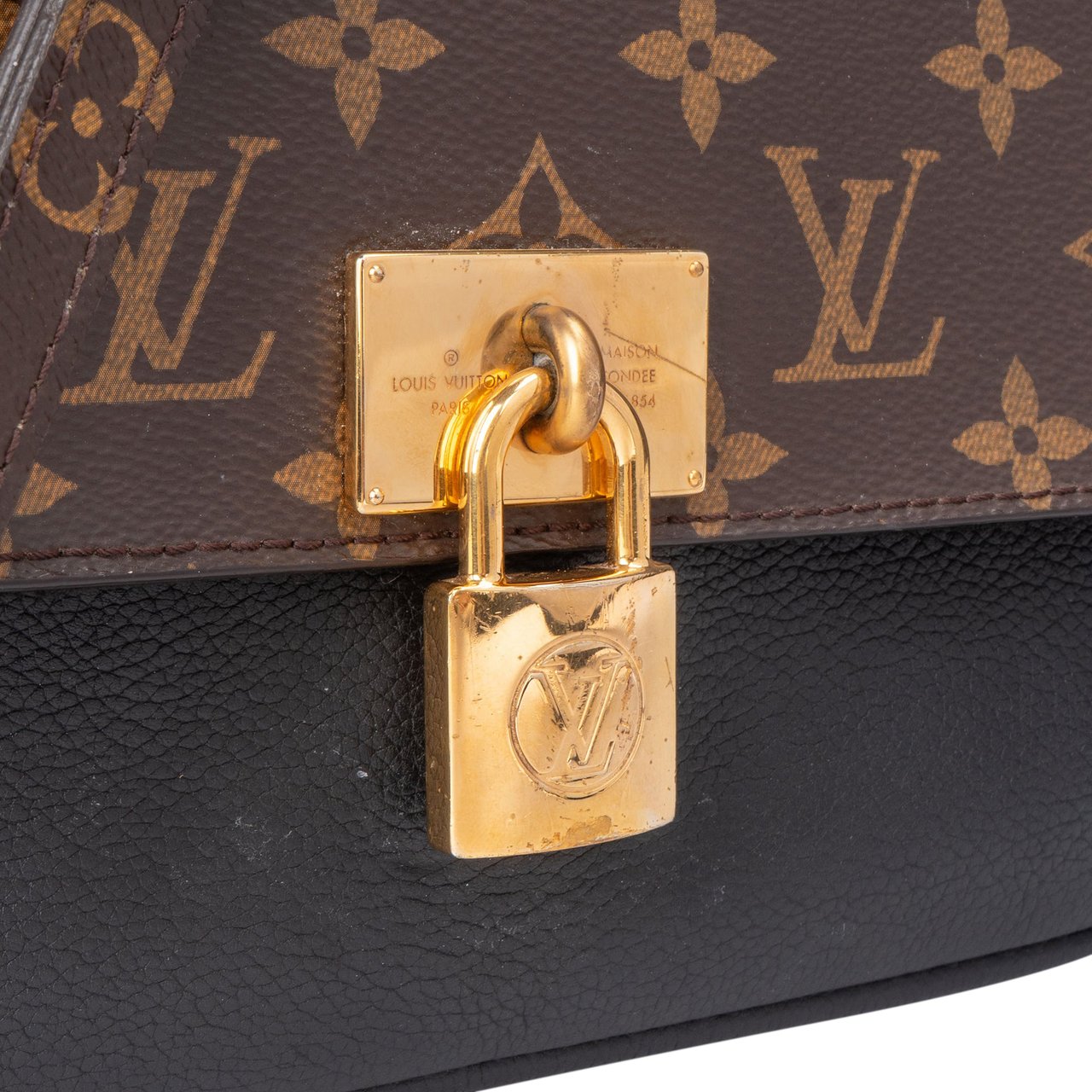 Louis Vuitton Louis Vuitton Canvas Monogram Marignan Handbag Divers