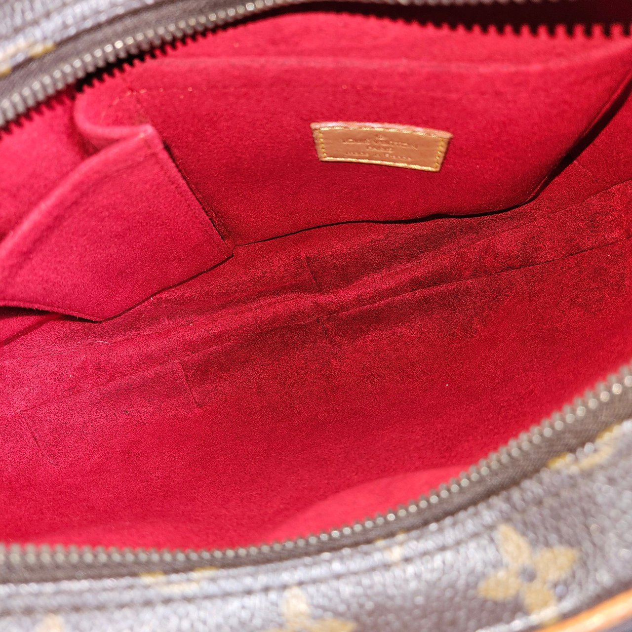Louis Vuitton Louis Vuitton Canvas Monogram Croissant MM Shoulder Bag Divers