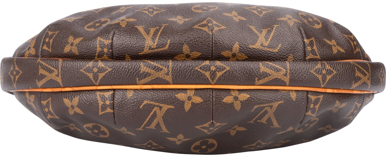 Louis Vuitton Louis Vuitton Canvas Monogram Croissant MM Shoulder Bag Divers