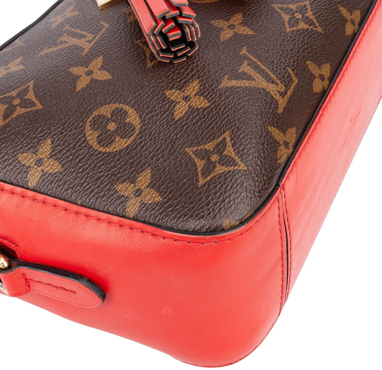 Louis Vuitton Louis Vuitton Canvas Monogram Coquelicot Crossbody Bag Divers