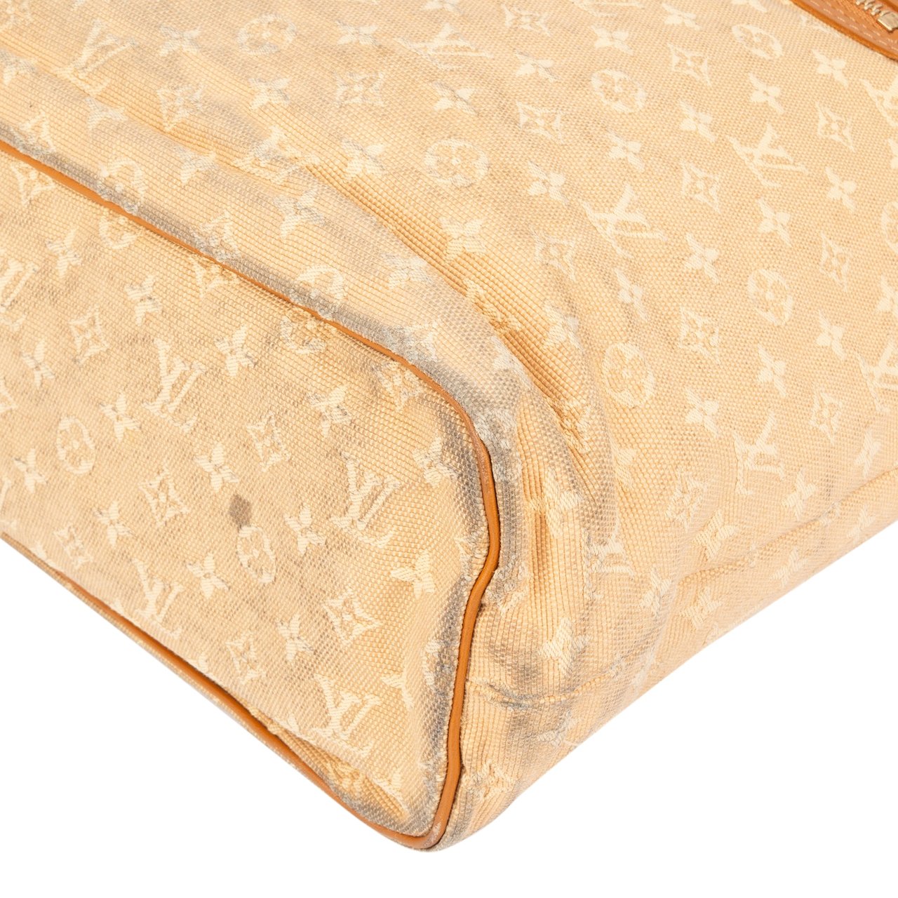 Louis Vuitton Louis Vuitton Mini Lin Monogram Lucille Handbag Divers
