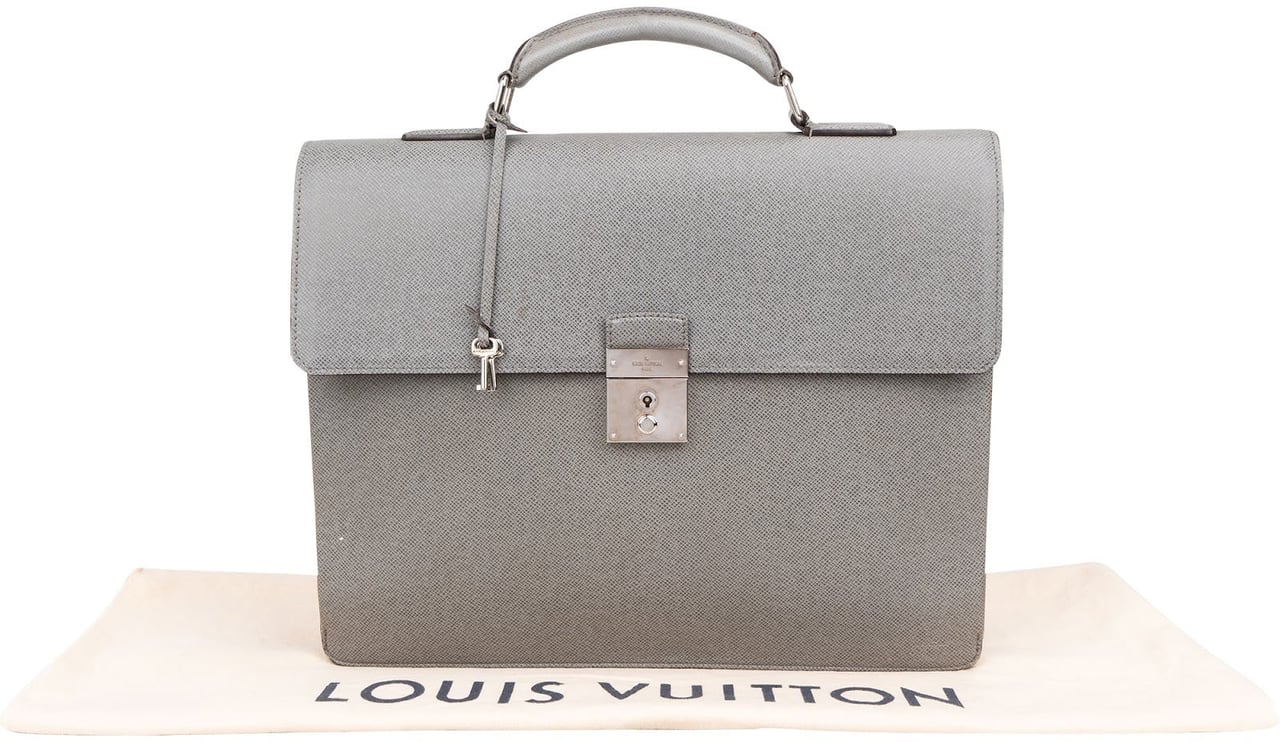 Louis Vuitton Louis Vuitton Grey Taiga Leather Robusto Briefcase Handbag Donkergrijs