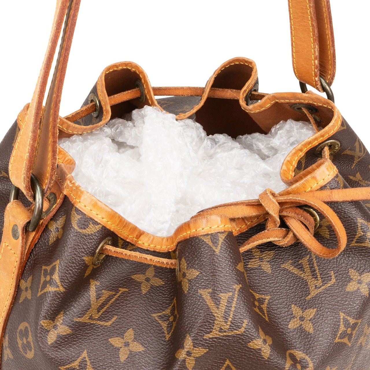 Louis Vuitton Louis Vuitton Monogram Canvas Sac Noé Grande Shoulder Bag Bruin