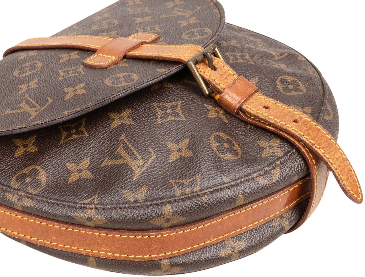 Louis Vuitton Louis Vuitton Monogram Canvas Chantilly GM Crossbody Bag Bruin