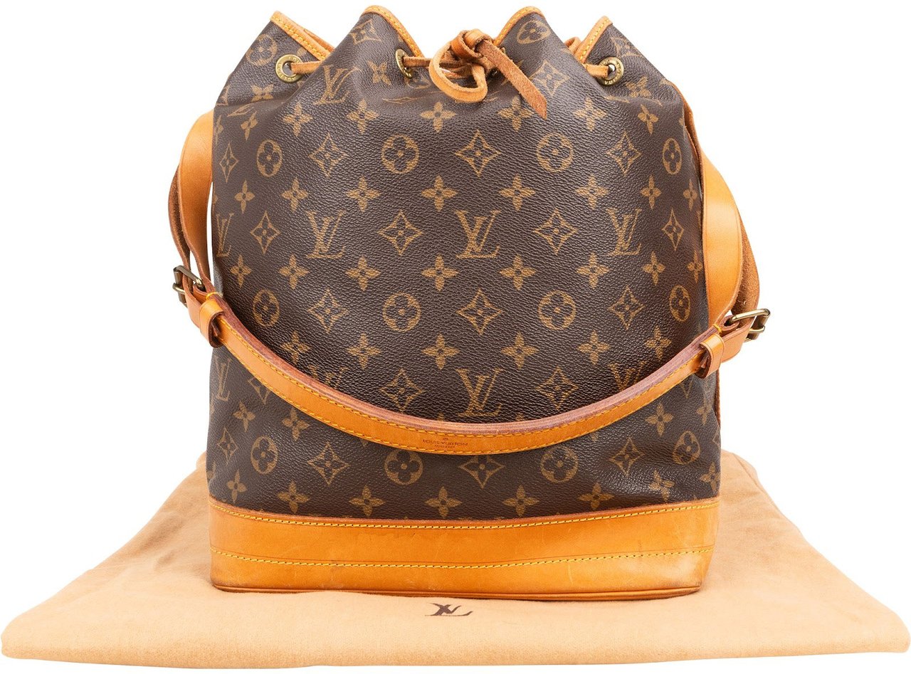 Louis Vuitton Louis Vuitton Monogram Canvas Sac Noé Grande Shoulder Bag Bruin