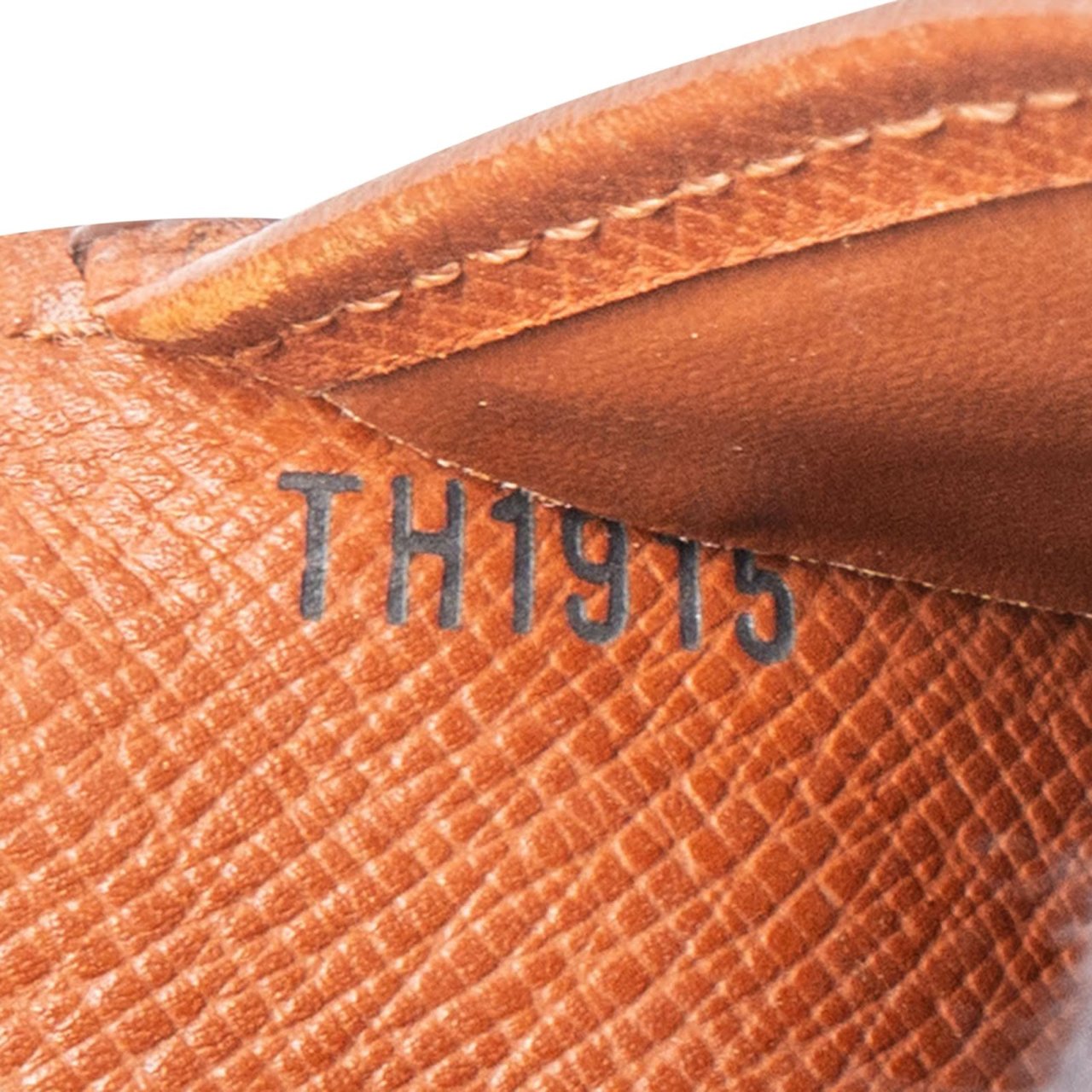 Louis Vuitton Monogram Canvas Sarah Wallet Bruin